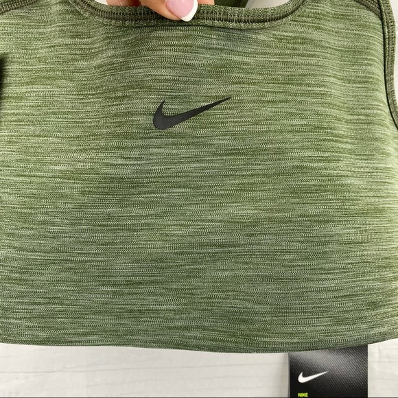Nike | Women’s Swoosh Sports Bra - Picture 3 of 5
